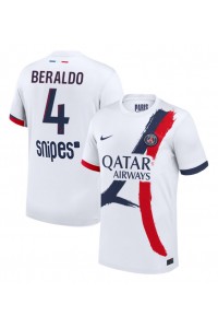 Paris Saint-Germain Lucas Beraldo #4 Fotballdrakt Borte Klær 2025-26 Korte ermer